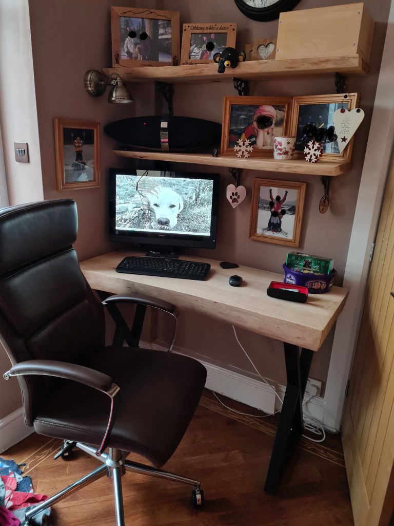 Oak table with matching shelves